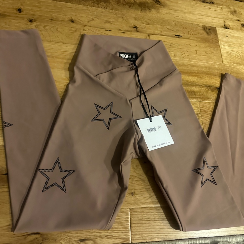 Beach riot leggings never worn